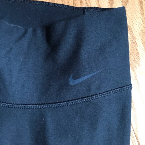 Nike full length leggings - Picture 2 of 3